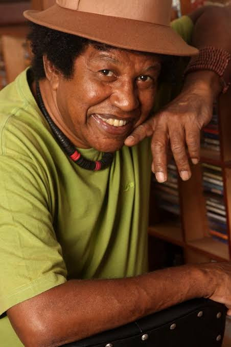 O Blue Note Rio recebe show inédito de Robertinho Silva e Edu Toledo, tributos à Amy Winehouse, Phil Collins, Stevie Wonder 8 Robertinho Silva