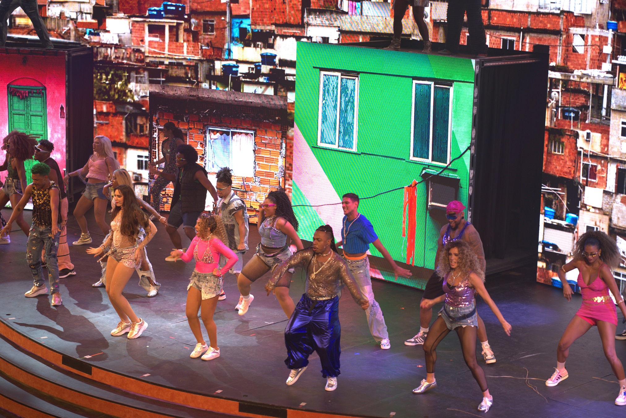 Roxy Dinner Show