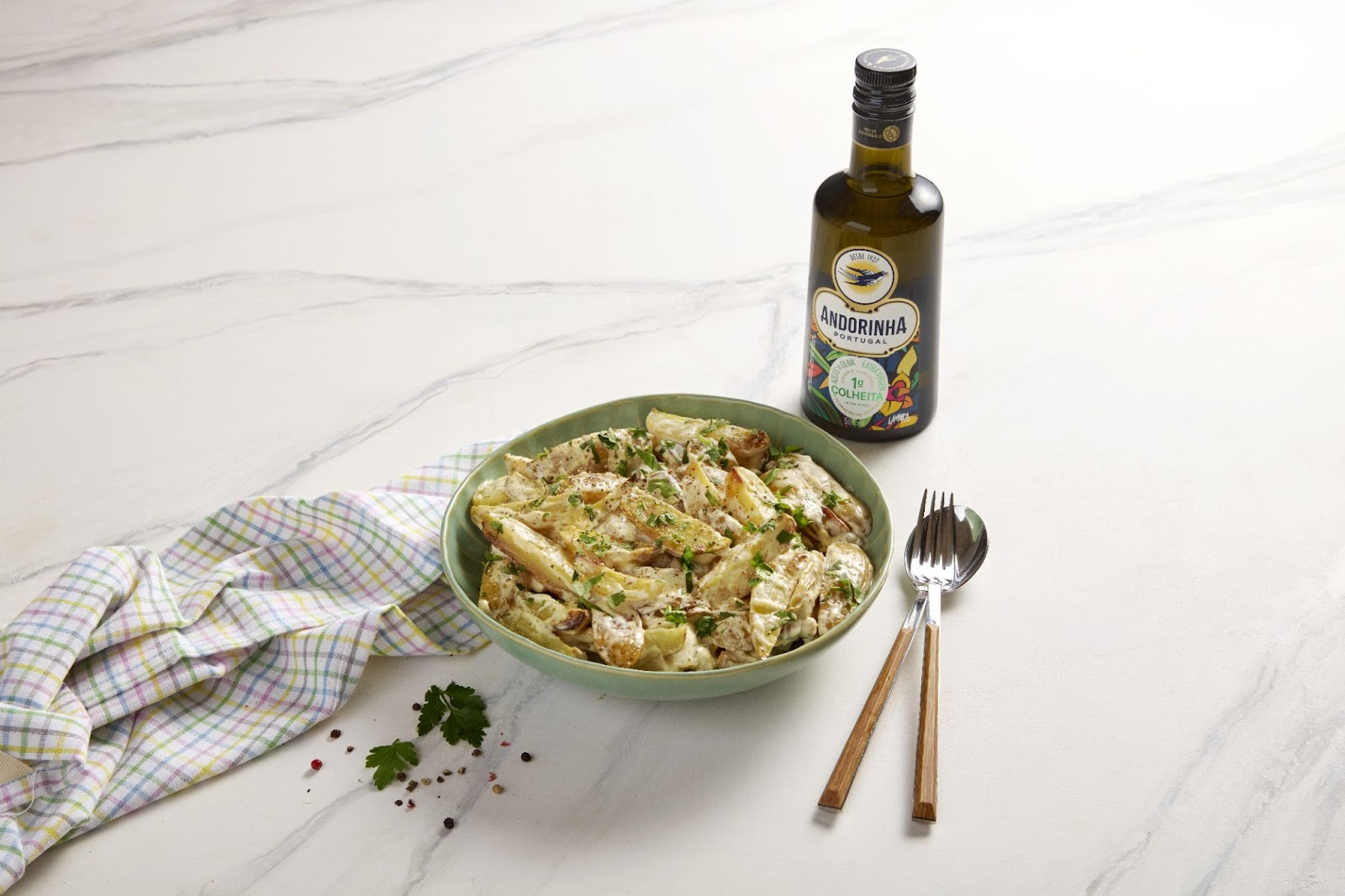 Celebre o Dia dos Pais com afeto à mesa: Andorinha ensina menu completo para surpreender no almoço 5 SALADA DE BATATA