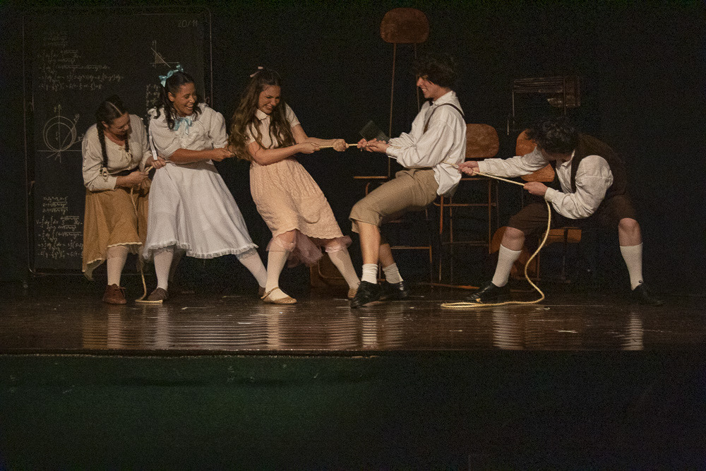 Musical Clara Nunes - A Tal Guerreira de Jorge Farjalla Chega ao RJ Trazendo Emanuelle Araújo como Clara Nunes 8 Despertar da Primavera