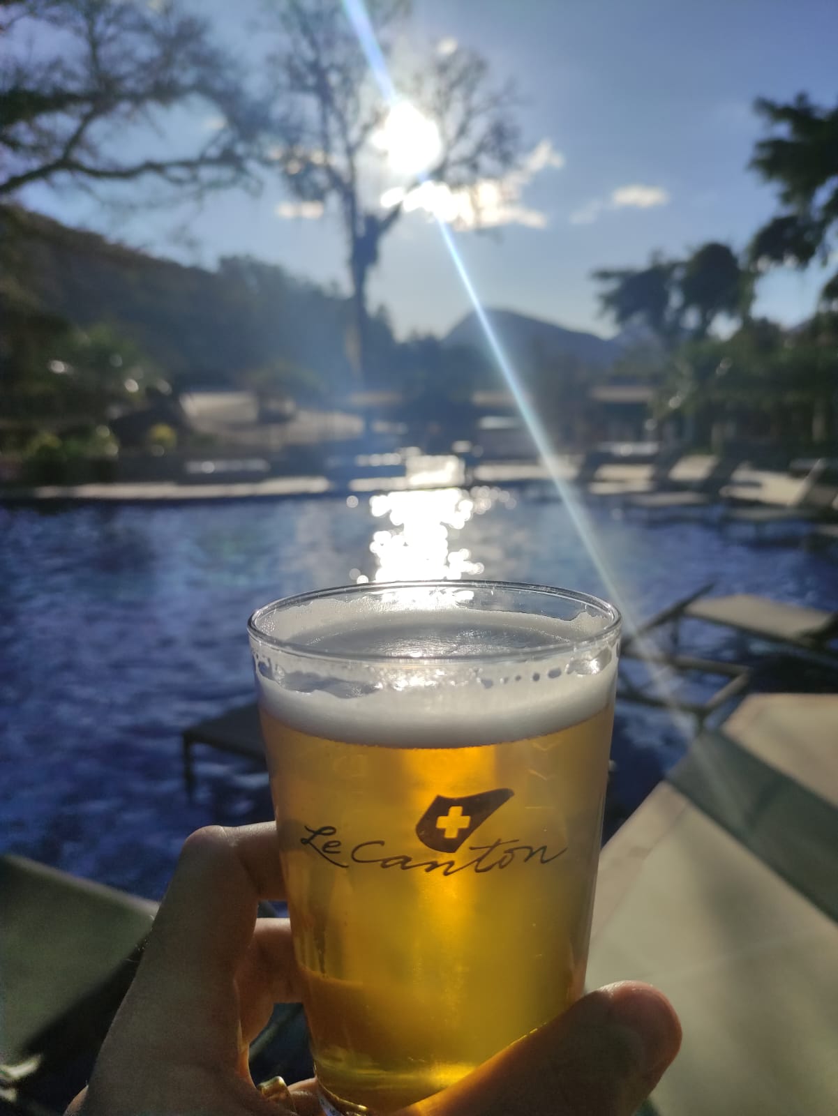 Cerveja e cachaça à vontade: Conheça hotéis que promovem eventos exclusivos dedicados às bebidas 7 Cerveja Le Canton