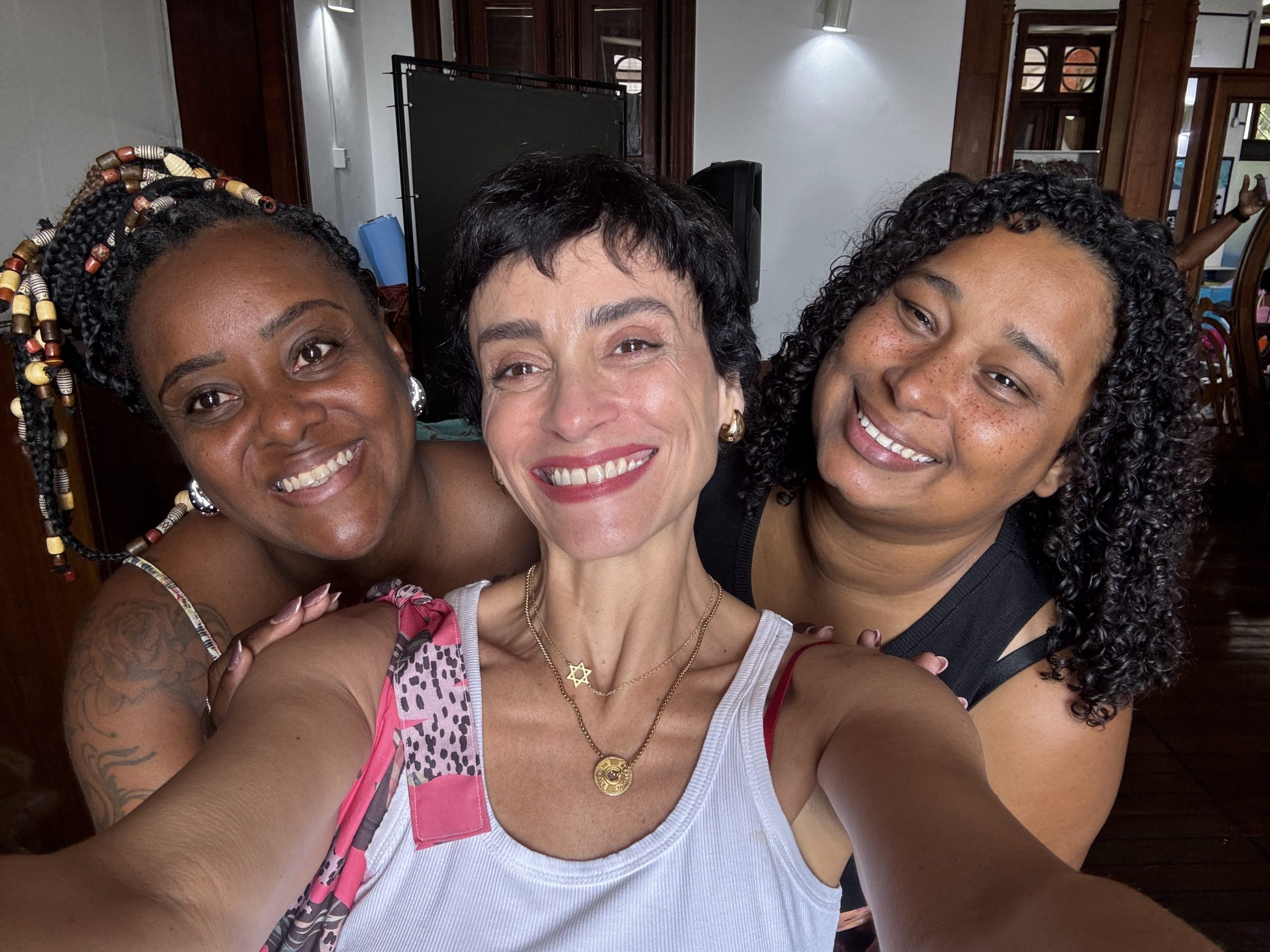 Instituto Dona de Si e Fundação Casas Bahia celebram a formatura de 1500 mulheres na Jornada Dona de Si, com premiações em cinco capitais 8 Jornada Dona de Si