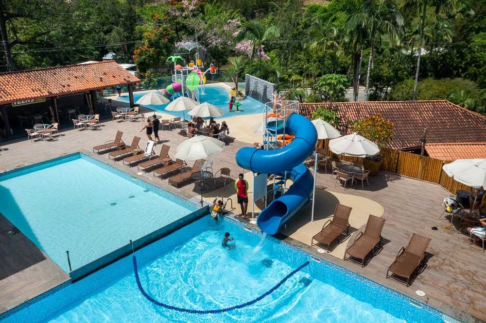 Dia do Sanduíche: Hotel Fazenda Vilarejo celebra a data com receita saudável e experiência gastronômica à beira da piscina 7 Piscina Vilarejo Fazenda