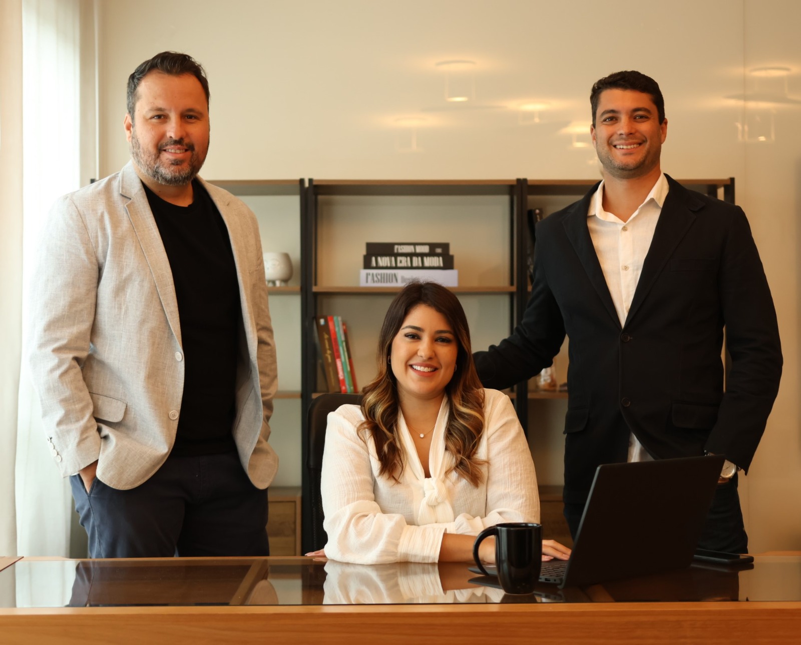 Eduardo D’ávila, sócio-fundador, Andrea Gomes, CEO, e Filipe Gomes, cofundador