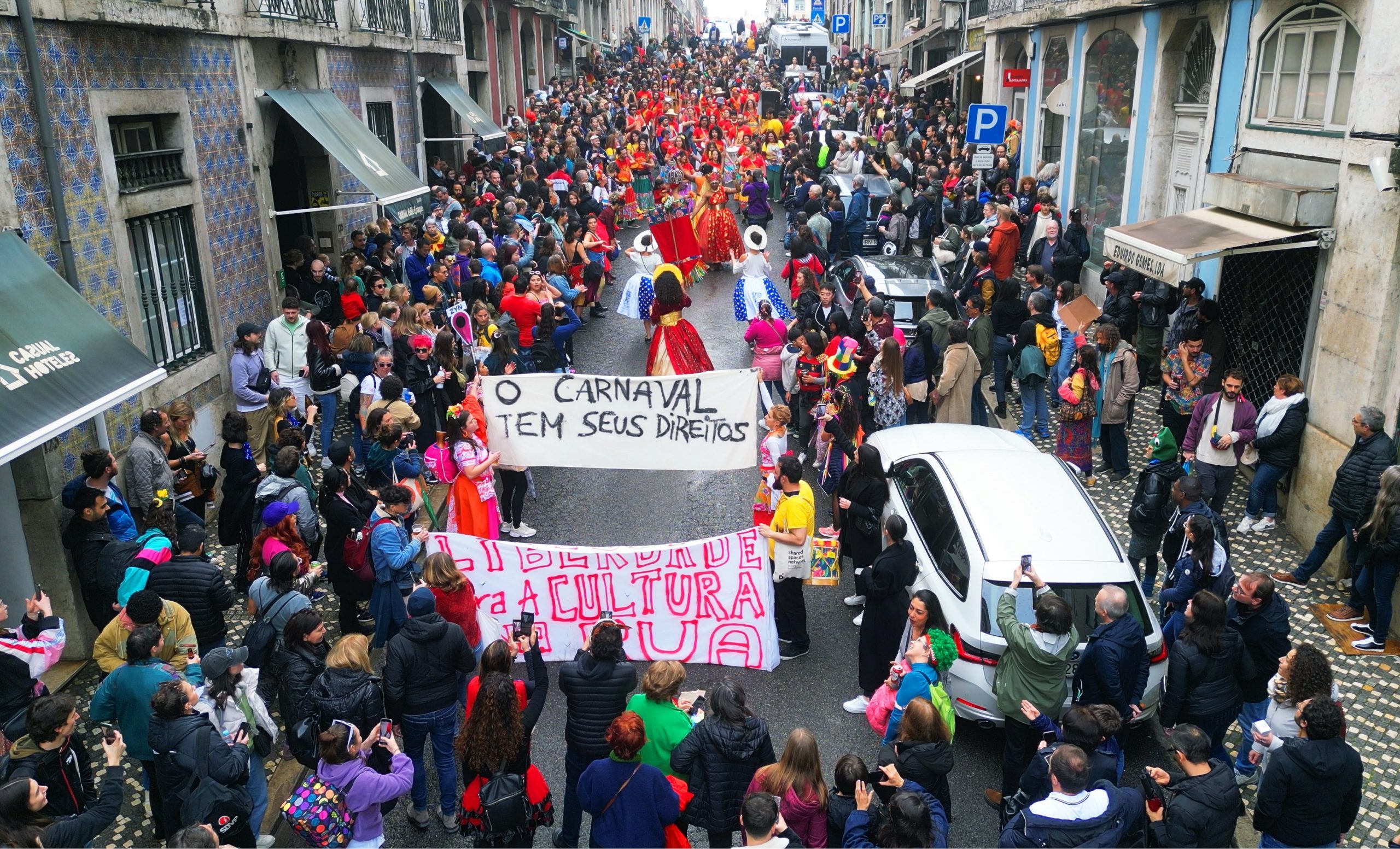 Na Minha Terra, Carnaval é Religião