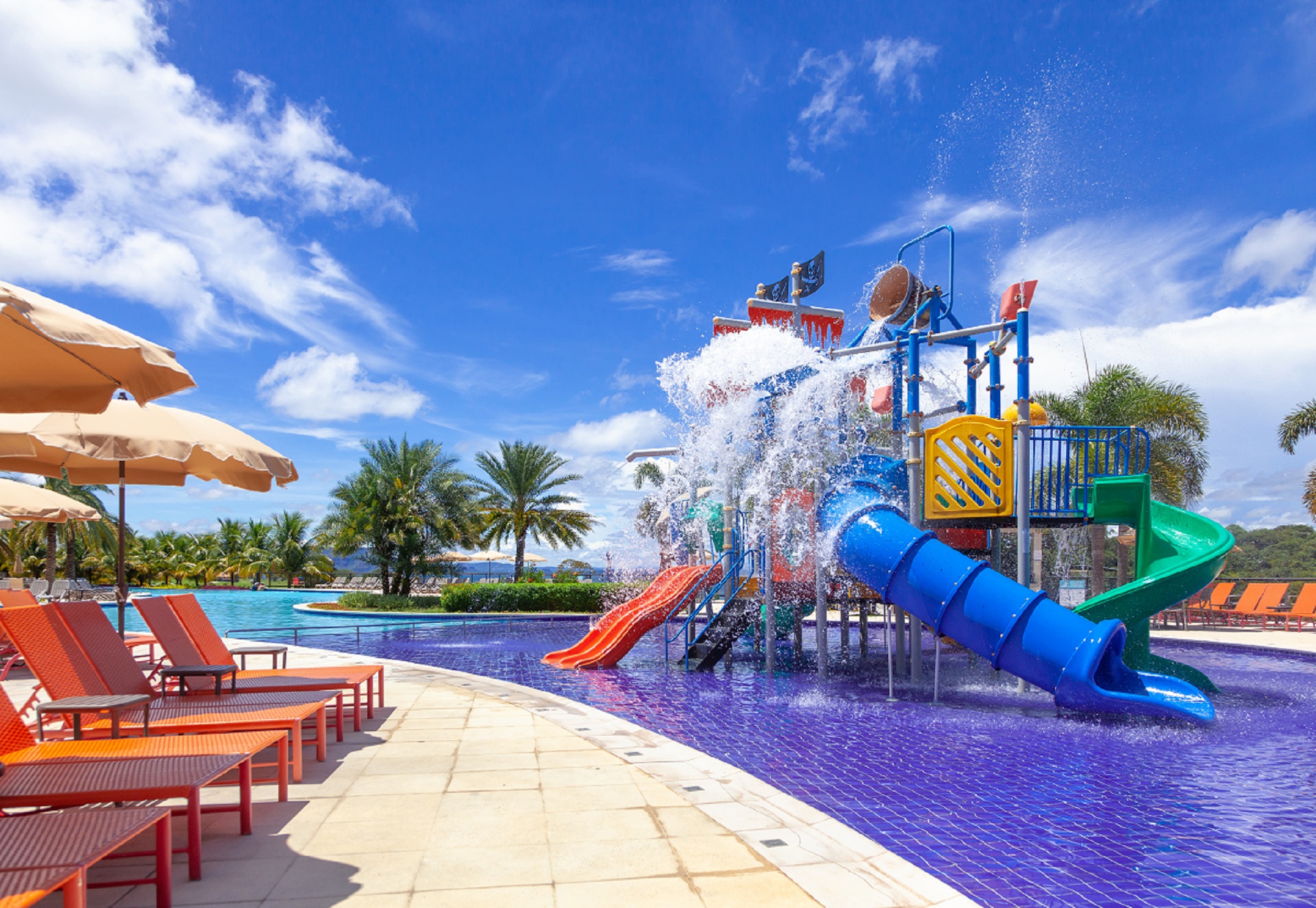 Piscina Infantil e Parque Aquático Malai Manso Resort