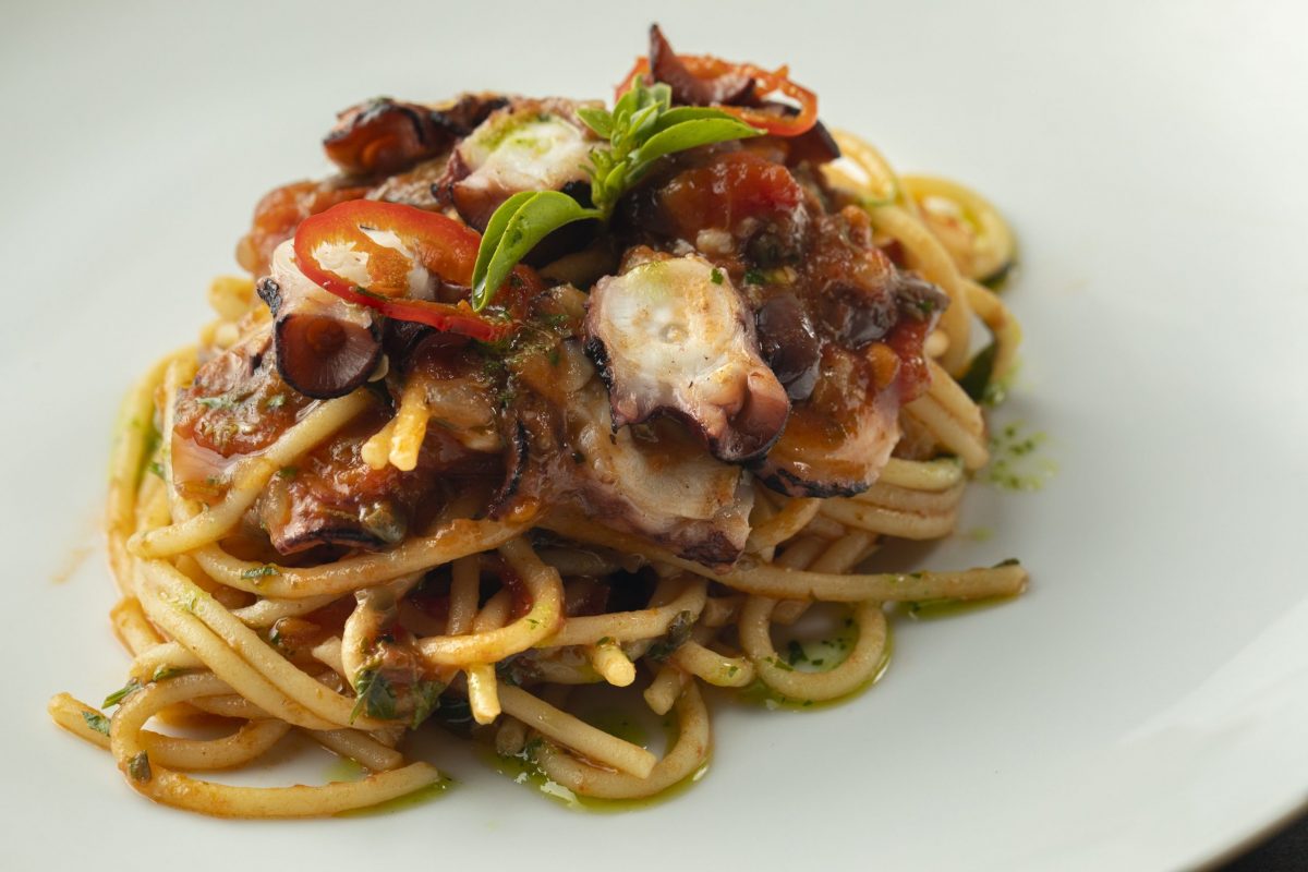 Bão Culinária Afetiva - Spaghetti all'arrabiata com Polvo