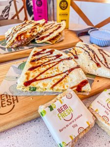 Quesadilha Burger e Quesadilla Frango com Catupiry - Bem Fresh