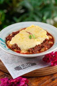 Nhoque de Batata com Carne de Panela e Raclette