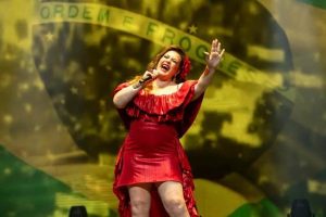 Gina Garcia leva Tributo a Gal Costa para o Rio de Janeiro