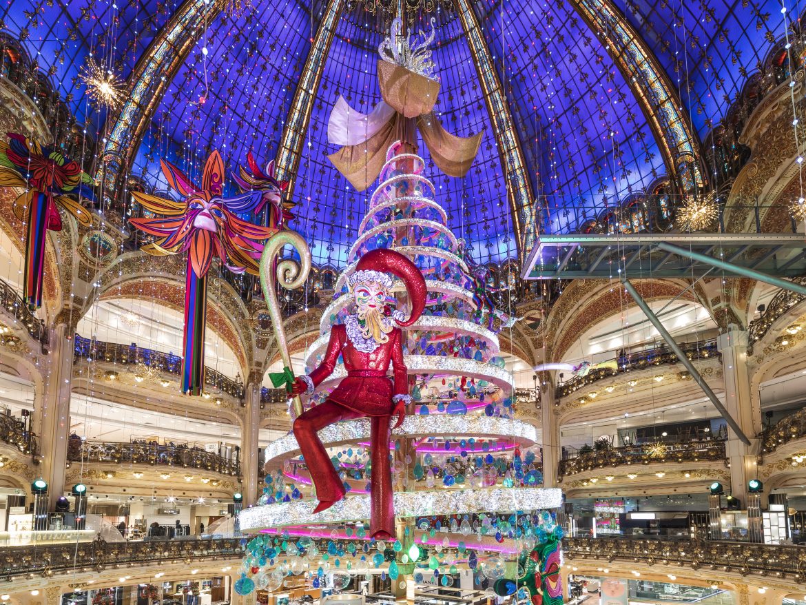 Galeries Lafayette inaugura em Paris sua decoração de Natal