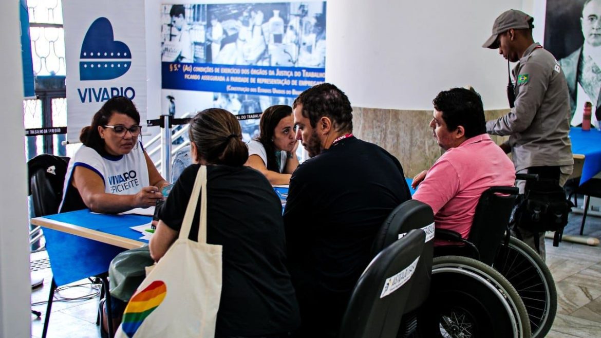 Rede Incluir desfaz oito mitos sobre a contratação de Pessoas com Deficiências Rede Incluir desfaz oito mitos sobre a contratação de Pessoas com Deficiências