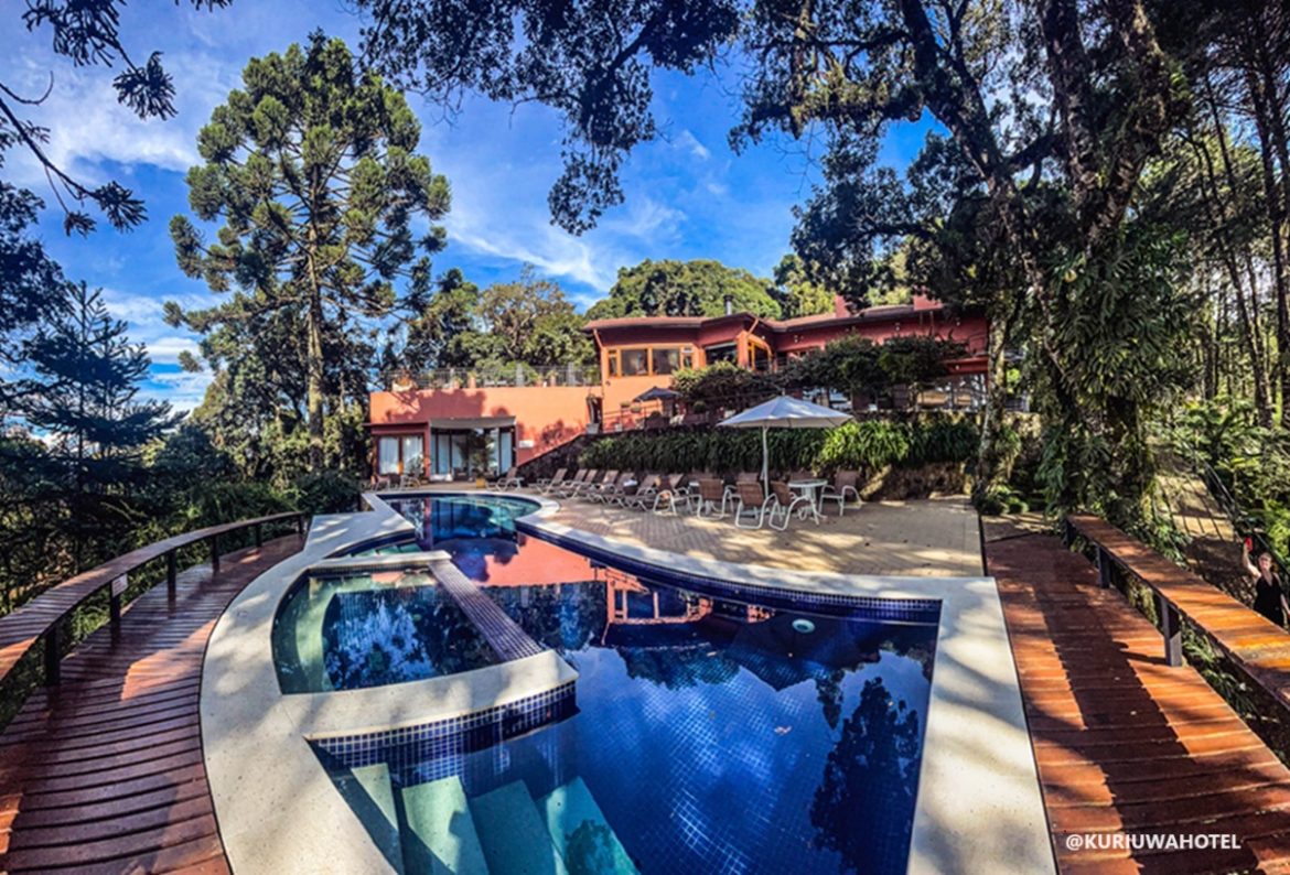 Kuriuwa Hotel instalado no alto da Serra da Mantiqueira Monte Verde