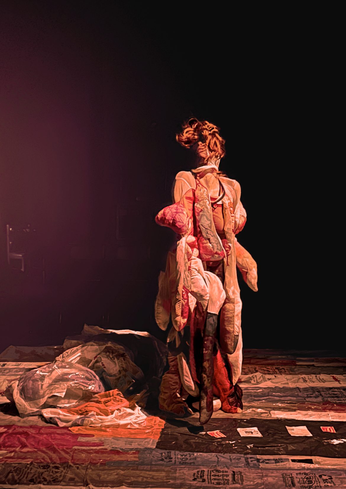 O que fazem os seres do plástico O que fazem os seres do plástico