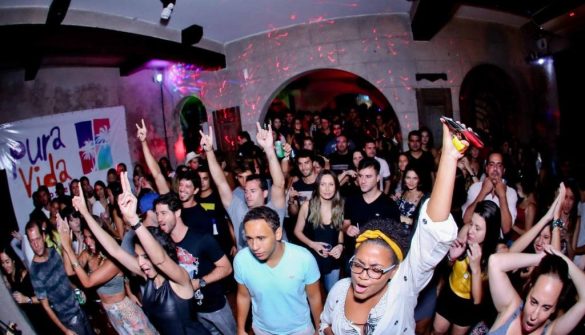 Hostel em casarão centenário celebra 13 anos de história com festa gratuita