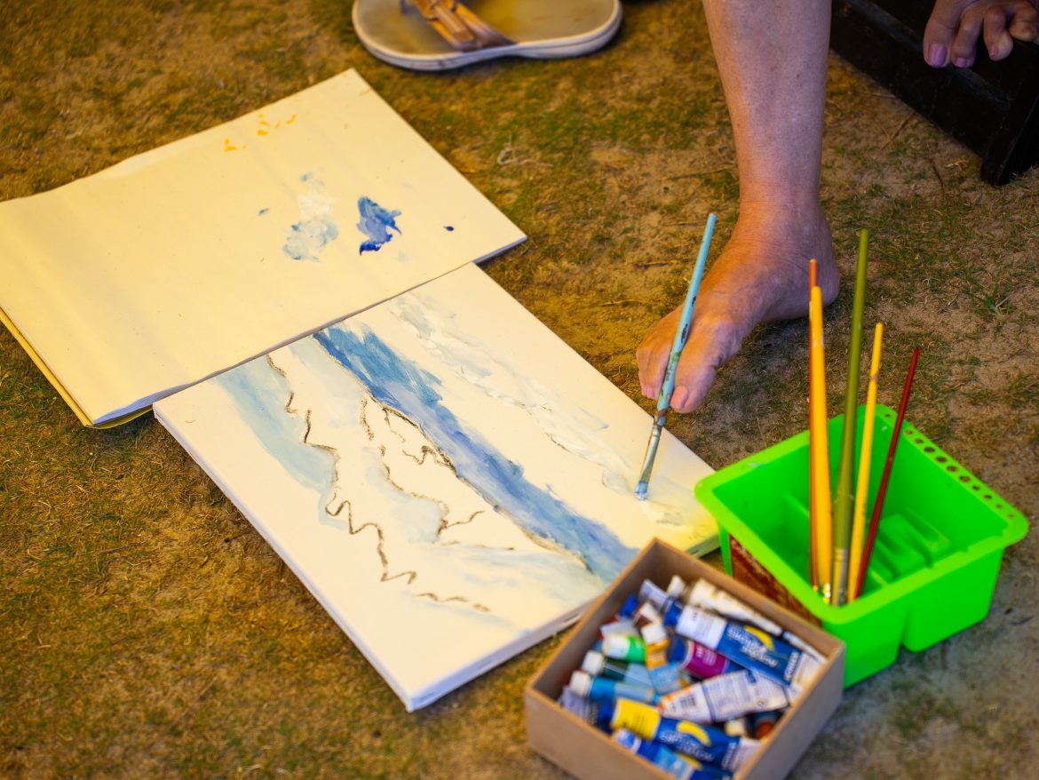 Pintores com a Boca e os Pés