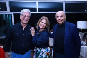 Roberto Rubio ,consul geral da República Dominicana ,Veronica Rubio e Héctor Vallezzi consul geral do Mexico