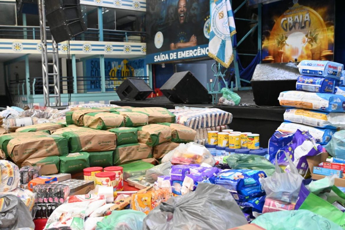 Unidos de Vila Isabel arrecada mais de 30 toneladas de doações para o Rio Grande do Sul