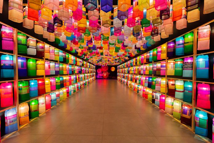 Luzes da Coreia - Festival de Lanternas de Jinju