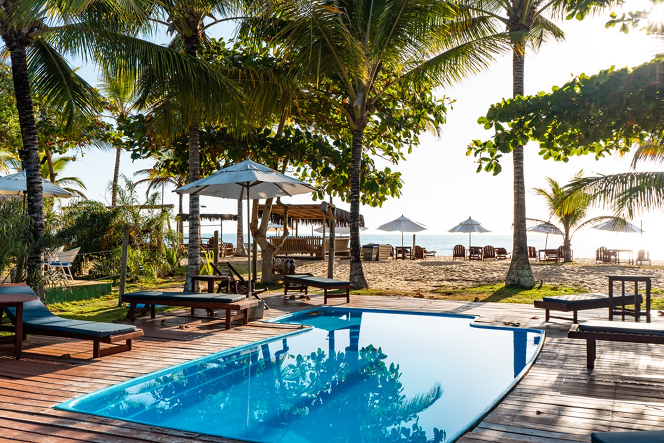 Piscina e lazer da pousada Travel Inn Trancoso