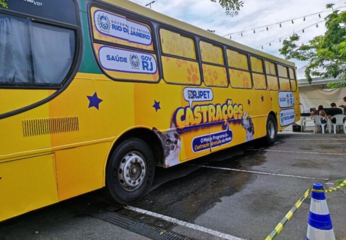 São Gonçalo Shopping inaugura Castramóvel