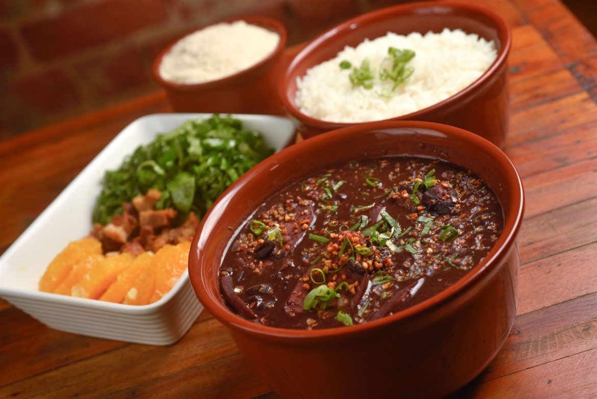 Caju Gastrobar – Feijoada Caju Gastrobar - Feijoada