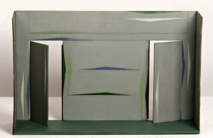 Lygia Clark - Maquete para interior - 48 x 30 x 14,5 cm - 1955 - ARQ. 448