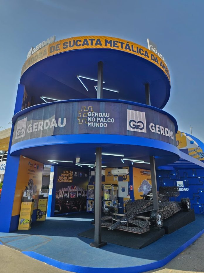 Estande da Gerdau na área do gramado na Cidade do Rock