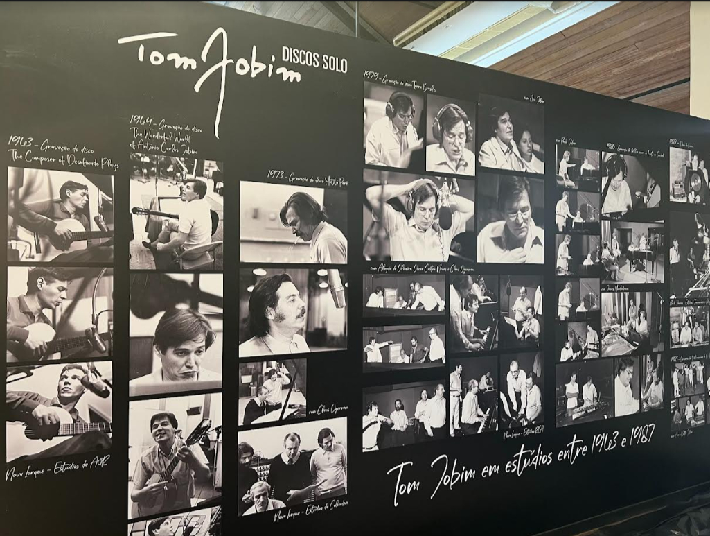 PAINEL CRONOLÓGICO EXPOSIÇÃO TOM JOBIM