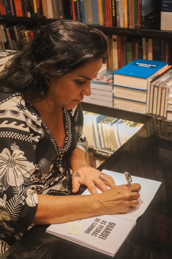 Andrea Melo, CEO da A Melo, lança seu livro na Livraria Travessa Andrea Melo, CEO da A Melo, lança seu livro na Livraria Travessa