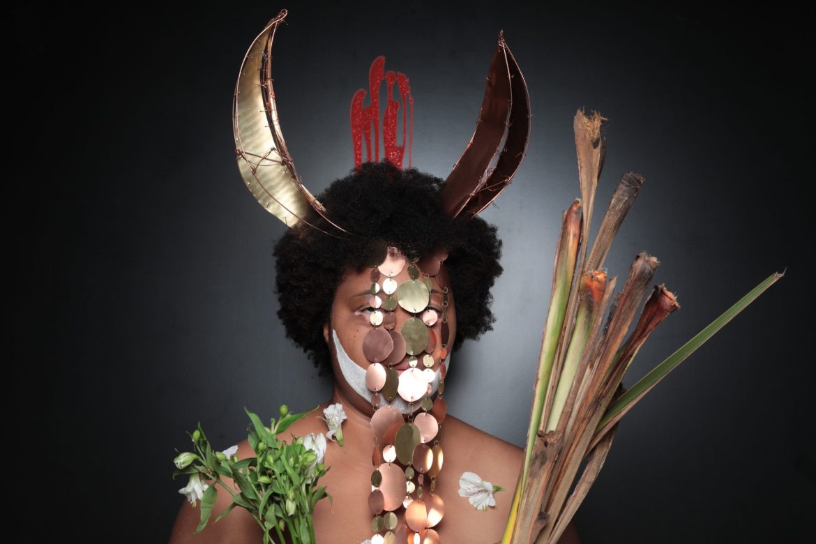 Anunciação – foto: Gal Oppido Anunciação - foto: Gal Oppido