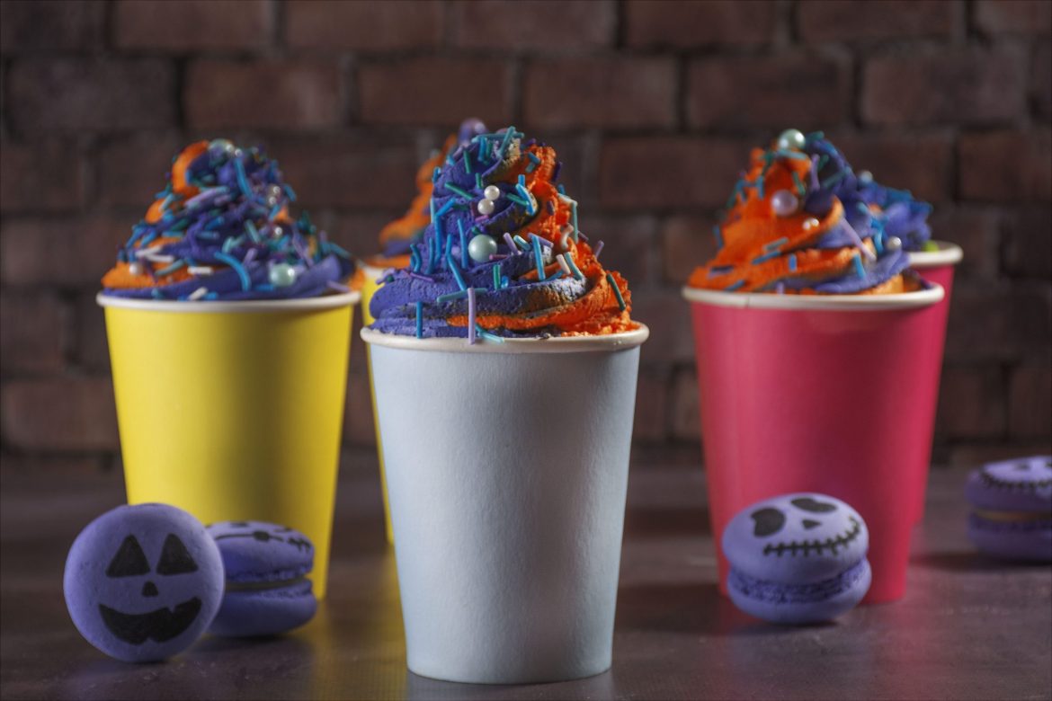 Artesanos Bakery – Copo Halloween Surpresa Artesanos Bakery - Copo Halloween Surpresa