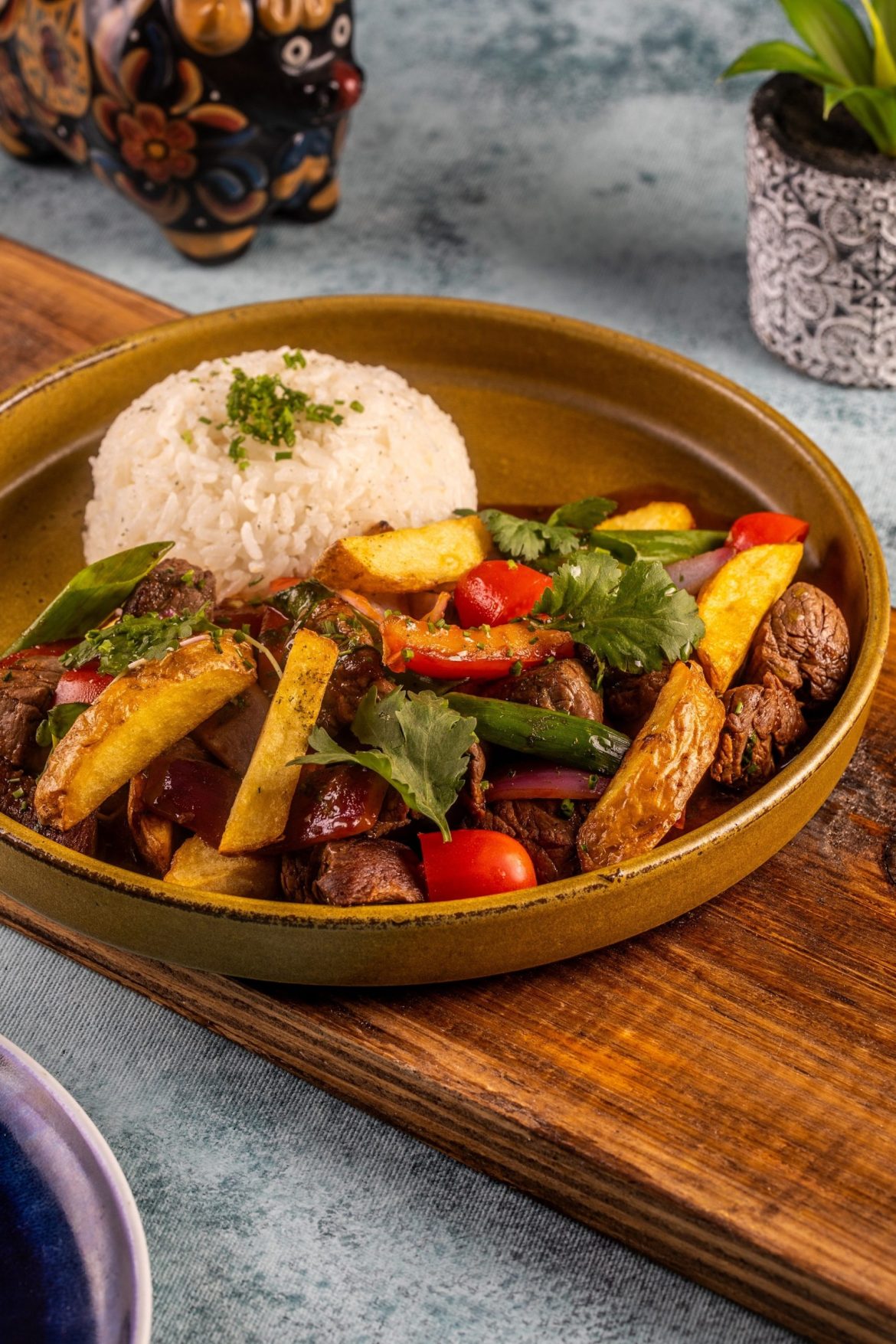 Lima Cozinha Peruana – Lomo Saltado – Tomas Rangel Lima Cozinha Peruana - Lomo Saltado - Tomas Rangel