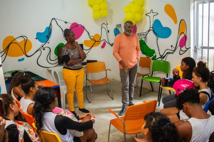 Últimos dias de inscrição para diversas oficinas gratuitas do programa Arte no Jardim no Morro da Babilônia e Chapéu Mangueira