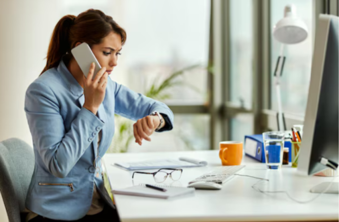 Dormir na hora errada engorda? Médico explica como a falta de rotina pode impactar na saúde e até no peso