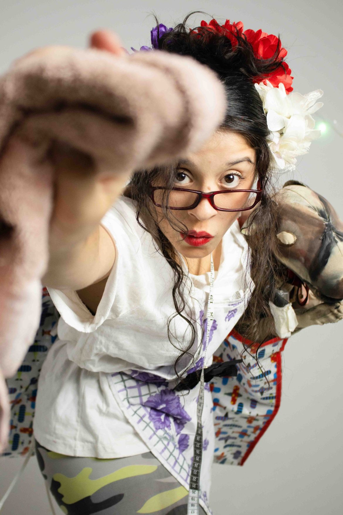 Camila Gonzalez na peça Cada Ponto um Carnaval