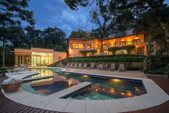 Kuriuwa Hotel Lazer e Piscina com vista deslulmbrante