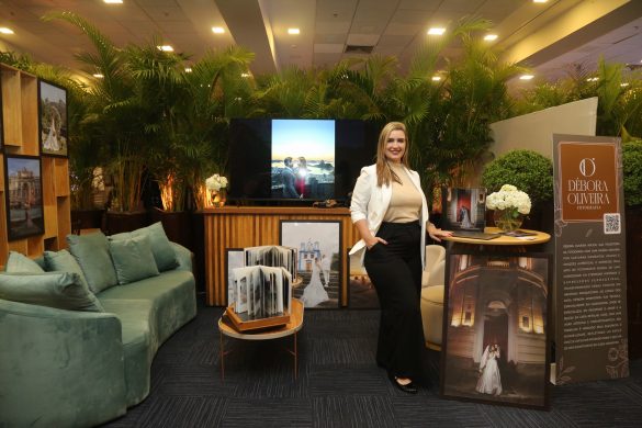 Debora Oliveira Debora Oliveira