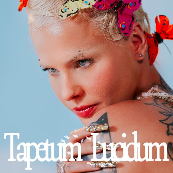 Bárbara Grando lança seu primeiro Ep “Tapetum Lucidum” Bárbara Grando lança seu primeiro Ep “Tapetum Lucidum”