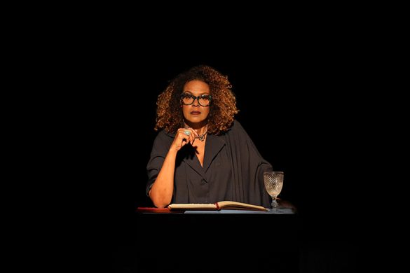 Ana Carbatti - Ninguém sabe o meu nome