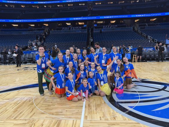 Escolas de dança gaúchas Dullius Dance e Fêmina se apresentam em intervalo de jogo da NBA