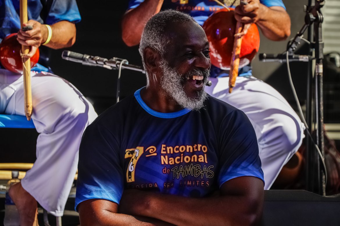 Festival Musical de Capoeira Mestre Ephrain celebra a cultura com competições e homenagens Festival Musical de Capoeira Mestre Ephrain celebra a cultura com competições e homenagens