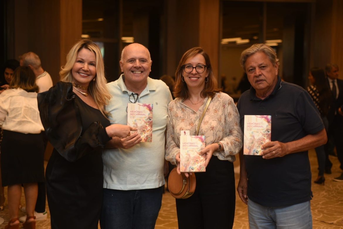 Viviane Fernandes ,Chico Vartulli ,a consul geral da Bélgica Caroline Mouchard e Aloysio Teixeira Viviane Fernandes ,Chico Vartulli ,a consul geral da Bélgica Caroline Mouchard e Aloysio Teixeira
