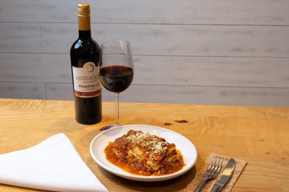 Lasagna Bolognese - Vinho Abbraccio