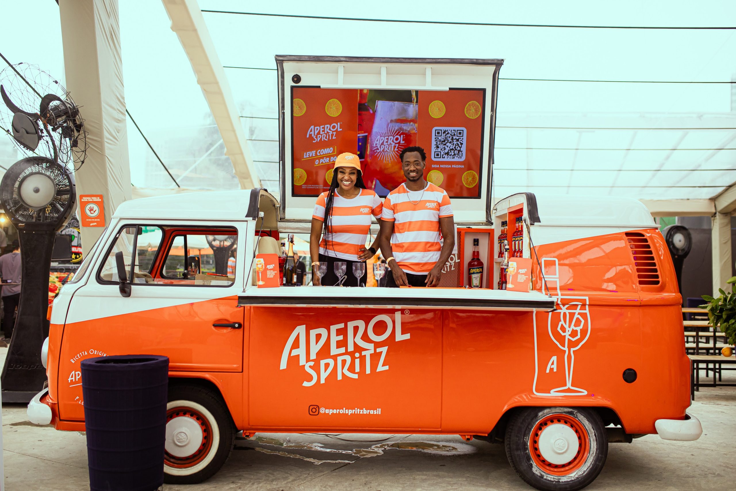 Aperol Spritz antecipa chegada do verão com a Festa Onda Laranja