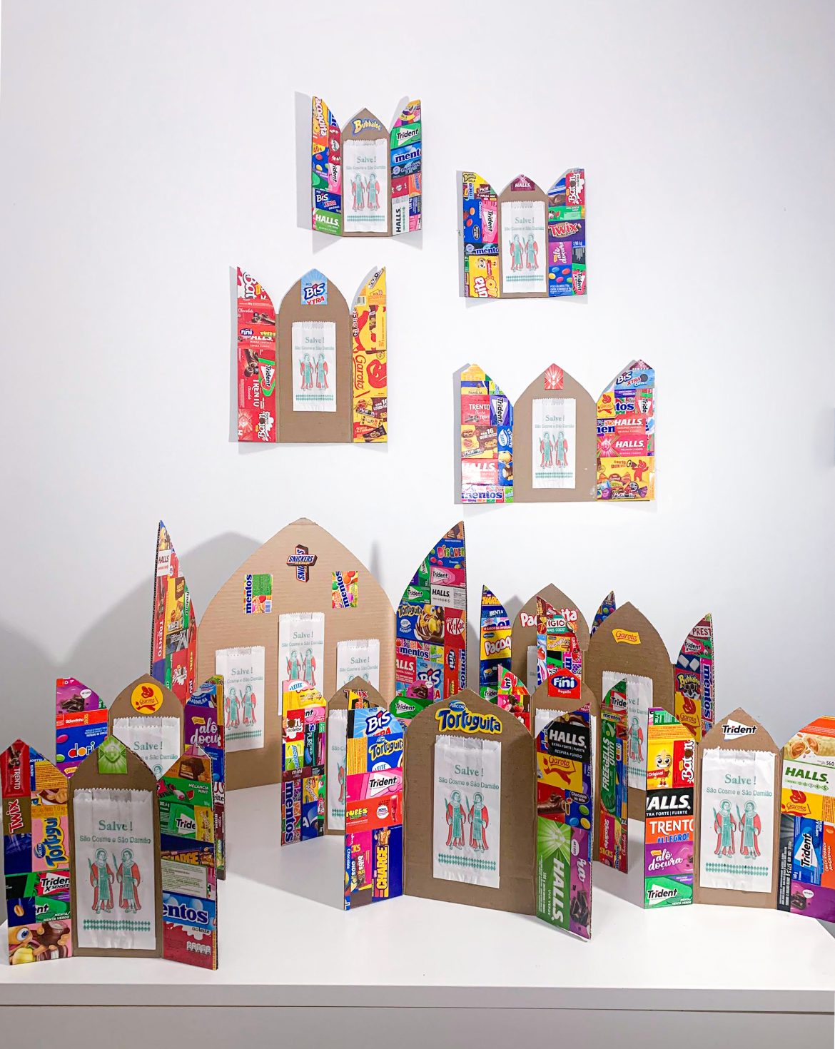 Exposição “Força e Luz”, em cartaz em Niterói, faz refletir sobre o cotidiano nas paisagens urbanas