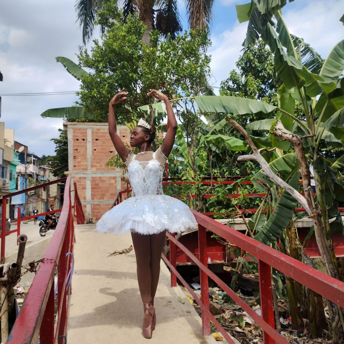Festival Carioca Ballet de Favela leva a dança das periferias ao palco do Theatro Municipal do Rio de Janeiro