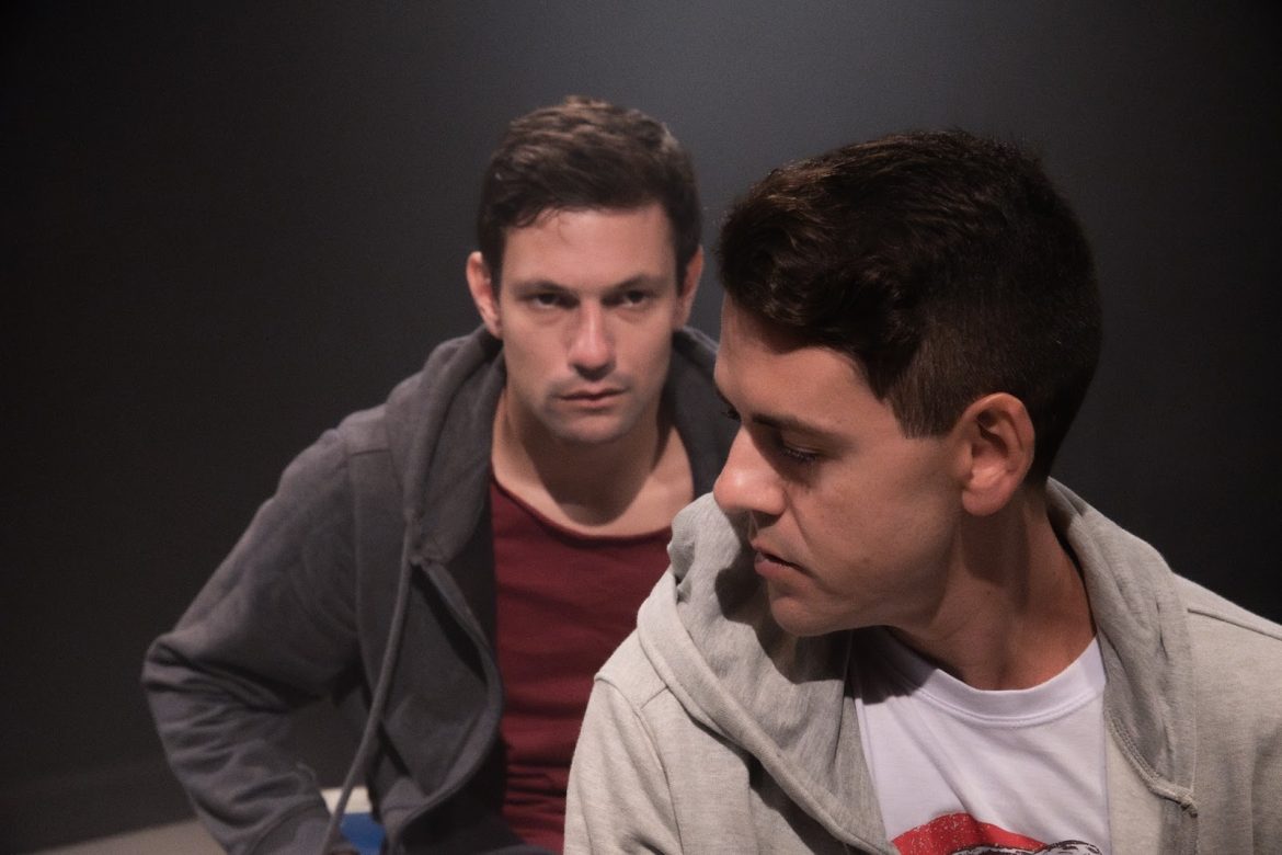 Espetáculo "Fortaleza" inicia curtíssima temporada no Teatro Café Pequeno