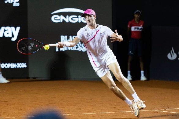 João Fonseca na quadra Gustavo Kuerten (Peter Wrede/Rio Open) João Fonseca na quadra Gustavo Kuerten (Peter Wrede/Rio Open)