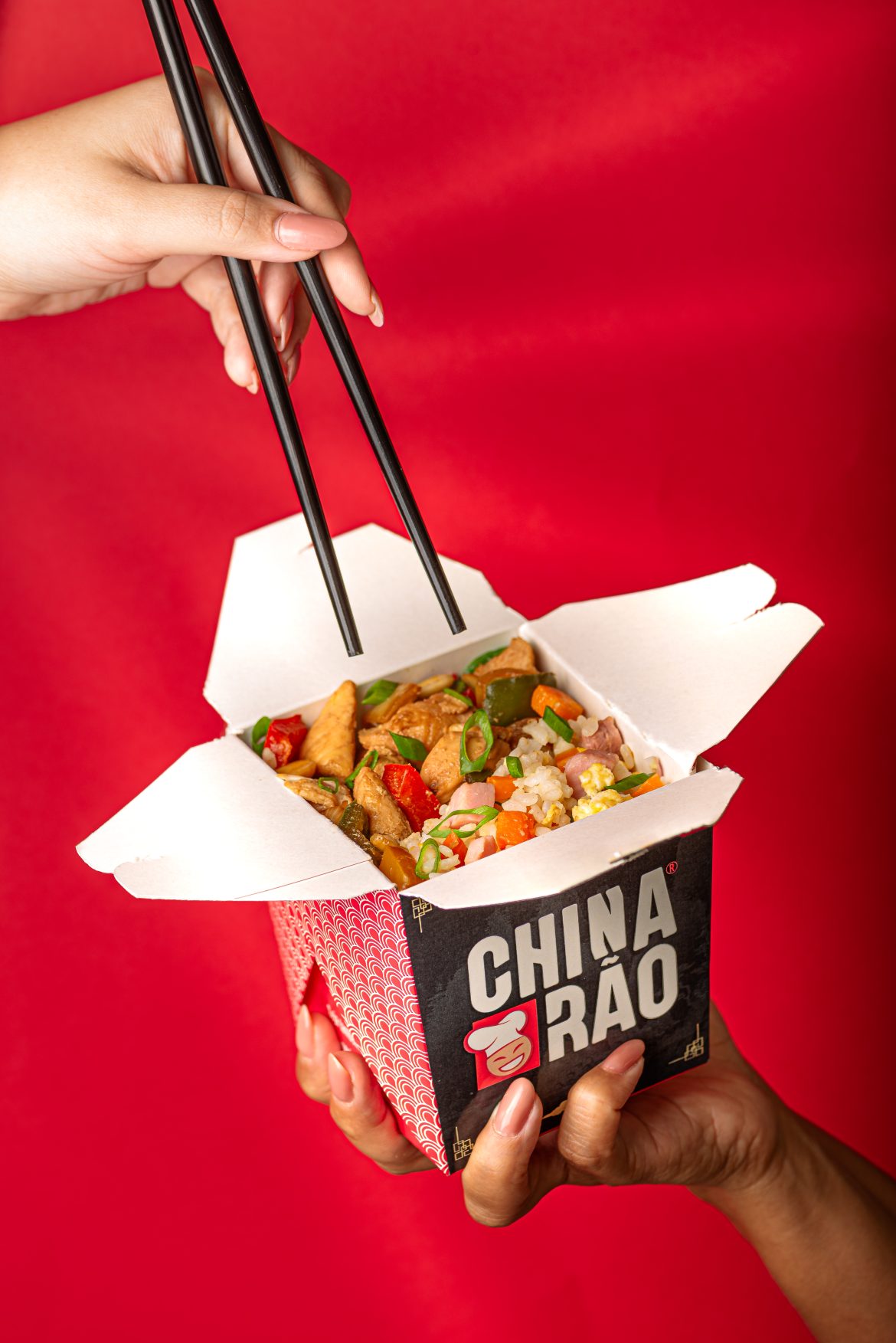 China Rão – Frango Xadrez com Yakimeshi – Foto Caio Rabello Macedo China Rão - Frango Xadrez com Yakimeshi - Foto Caio Rabello Macedo
